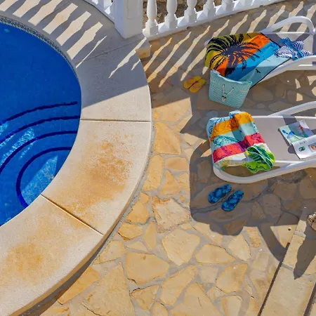 Lehman - Plusholidays Villa *